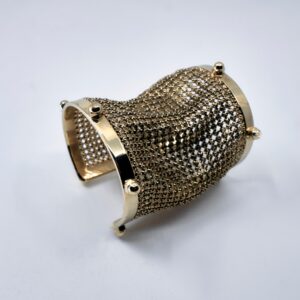 Armreif Manschette Metall Mesh Struktur Nieten Design